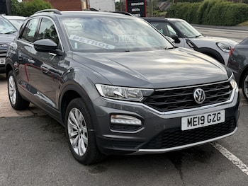 Used Volkswagen T-Roc 2019 for sale - 78835248: Photo
