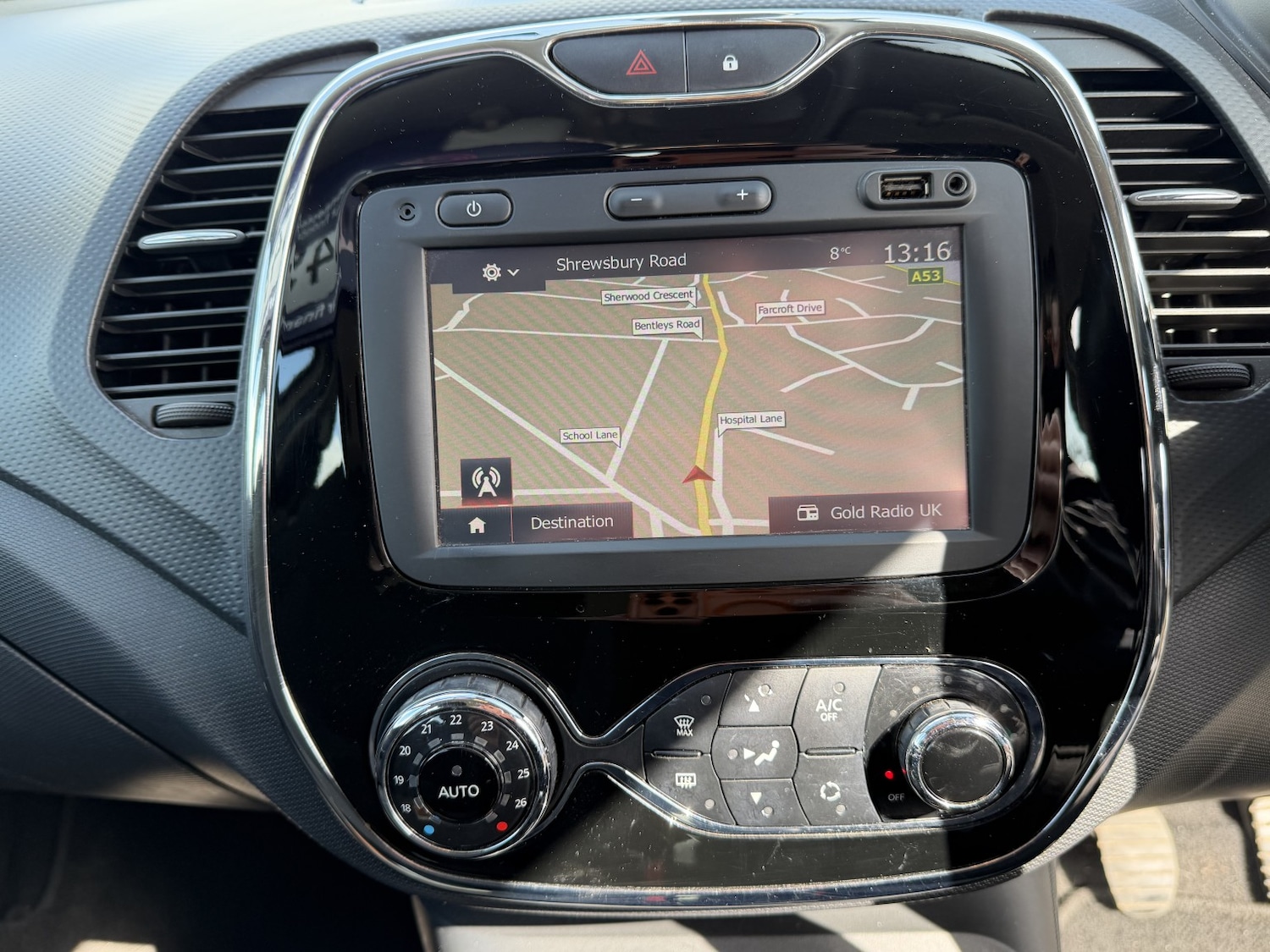 Used Renault Captur 2016 for sale - 78057034: Photo 7