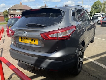 Used Nissan Qashqai 2017 for sale - 78683224: Photo