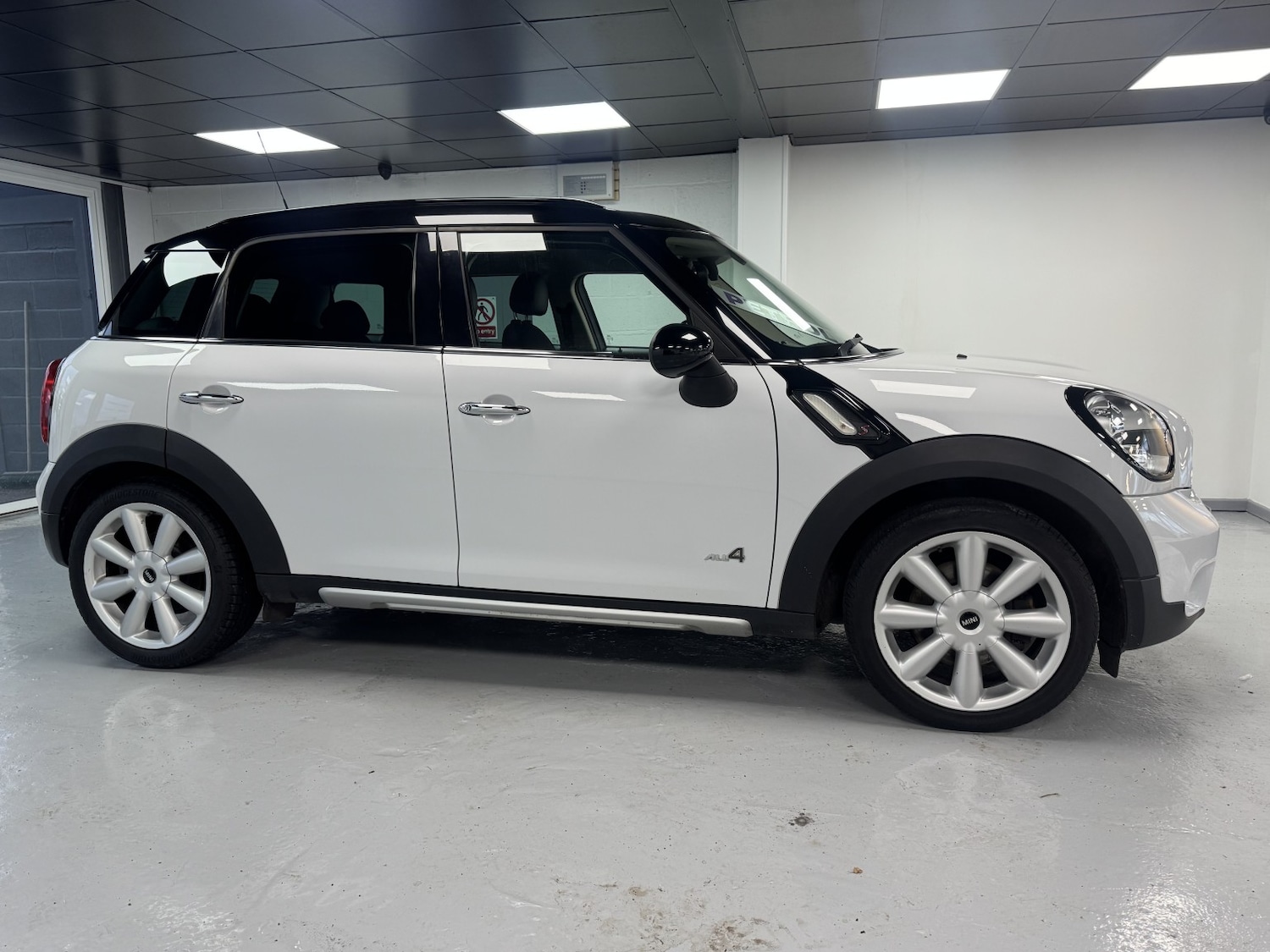 Used MINI Countryman 2017 for sale - 76935339: Photo 15