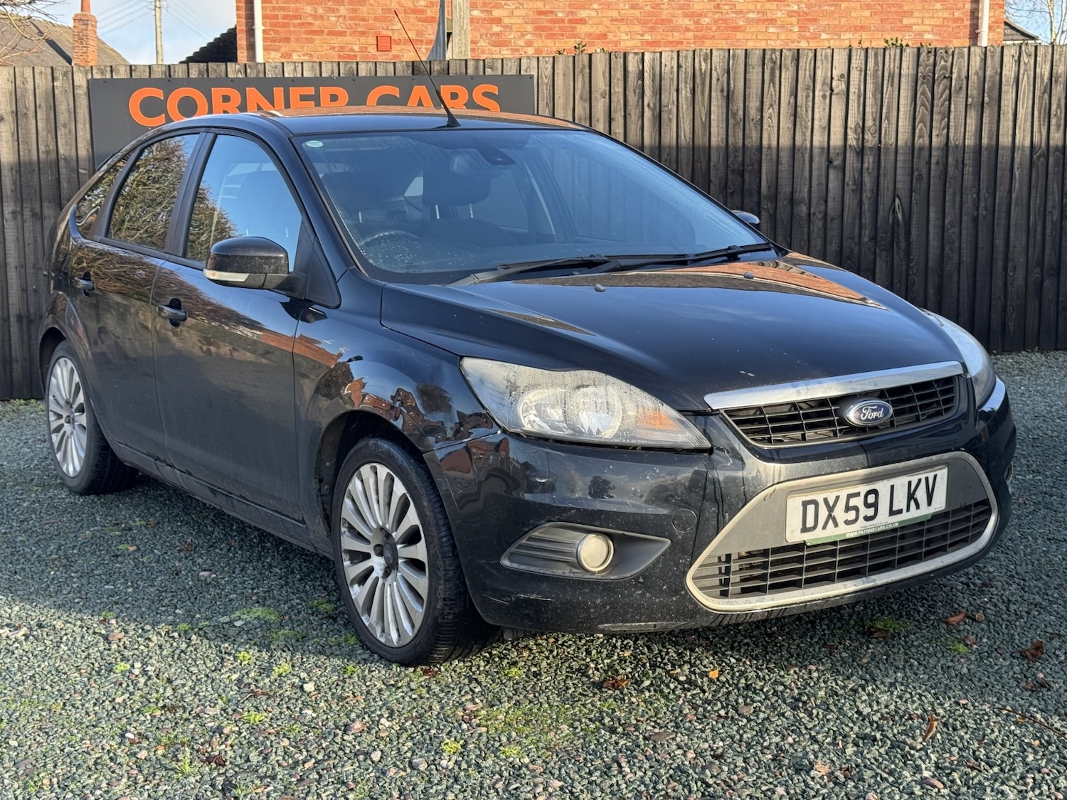 Used Ford Focus 2010 for sale - 76799182: Photo 7