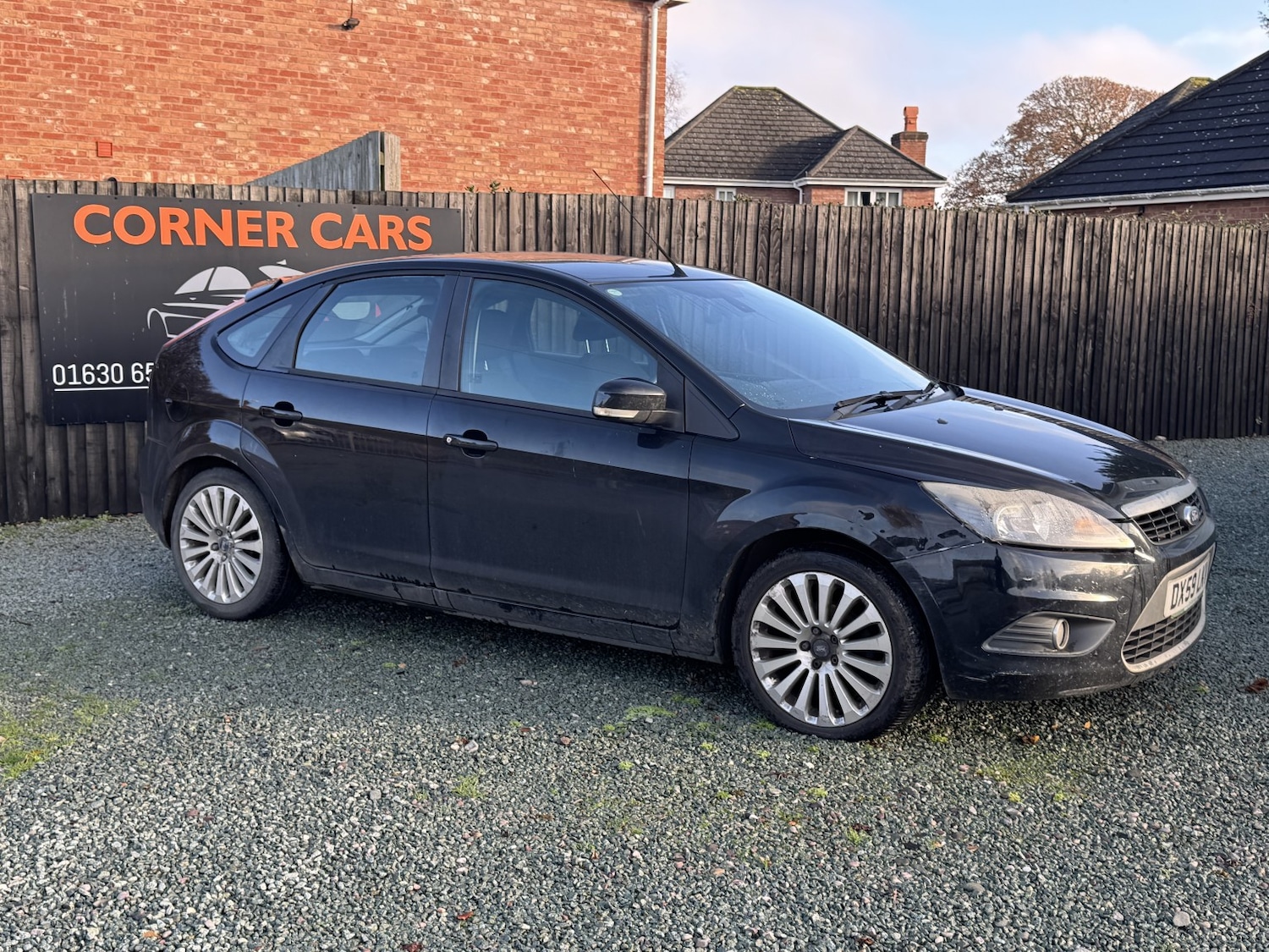 Used Ford Focus 2010 for sale - 76799182: Photo 8
