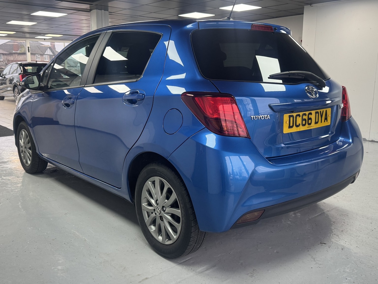 Used Toyota Yaris 2017 for sale - 76931434: Photo 14