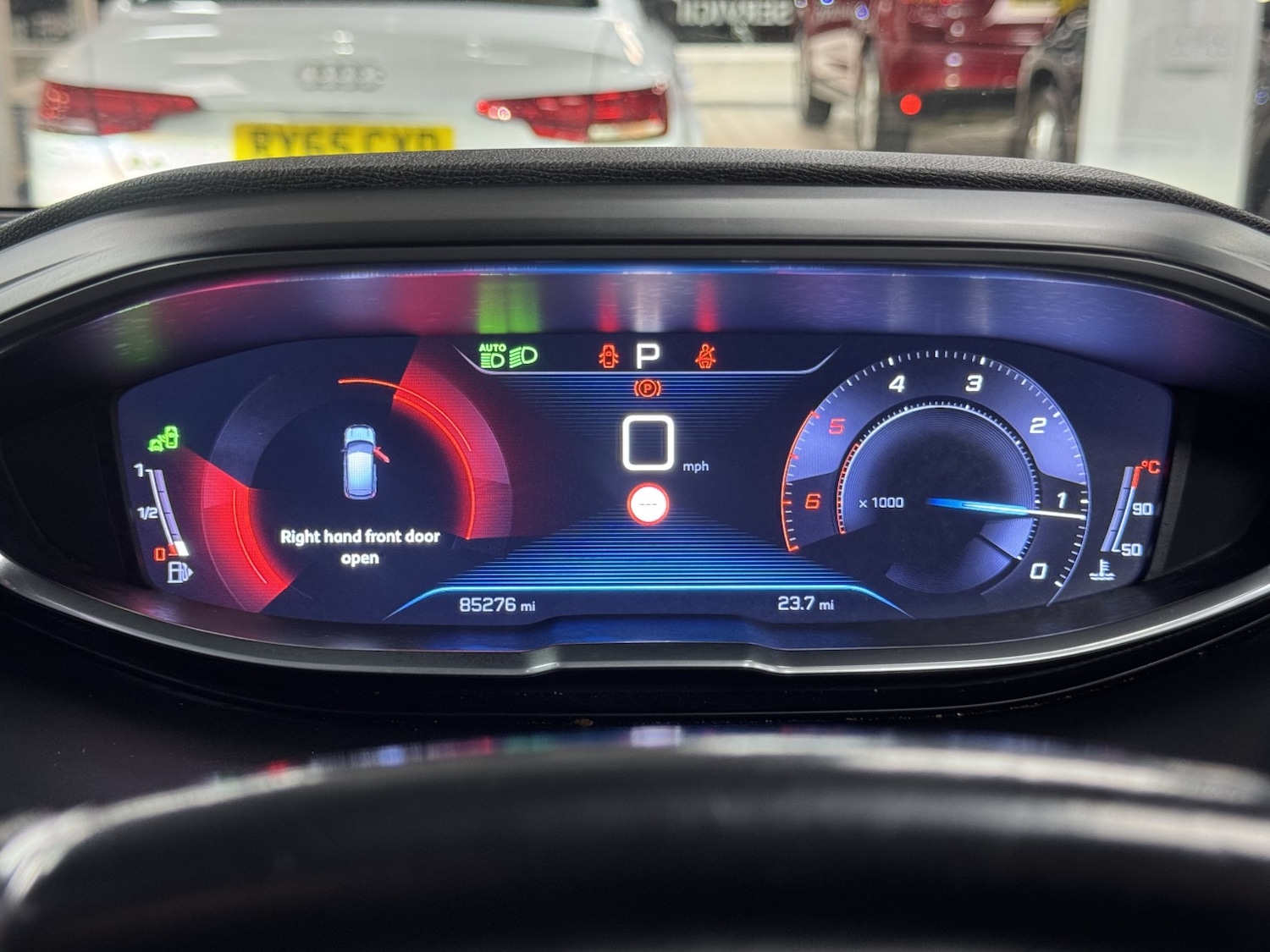 Used Peugeot 3008 2017 for sale - 77201179: Photo 19