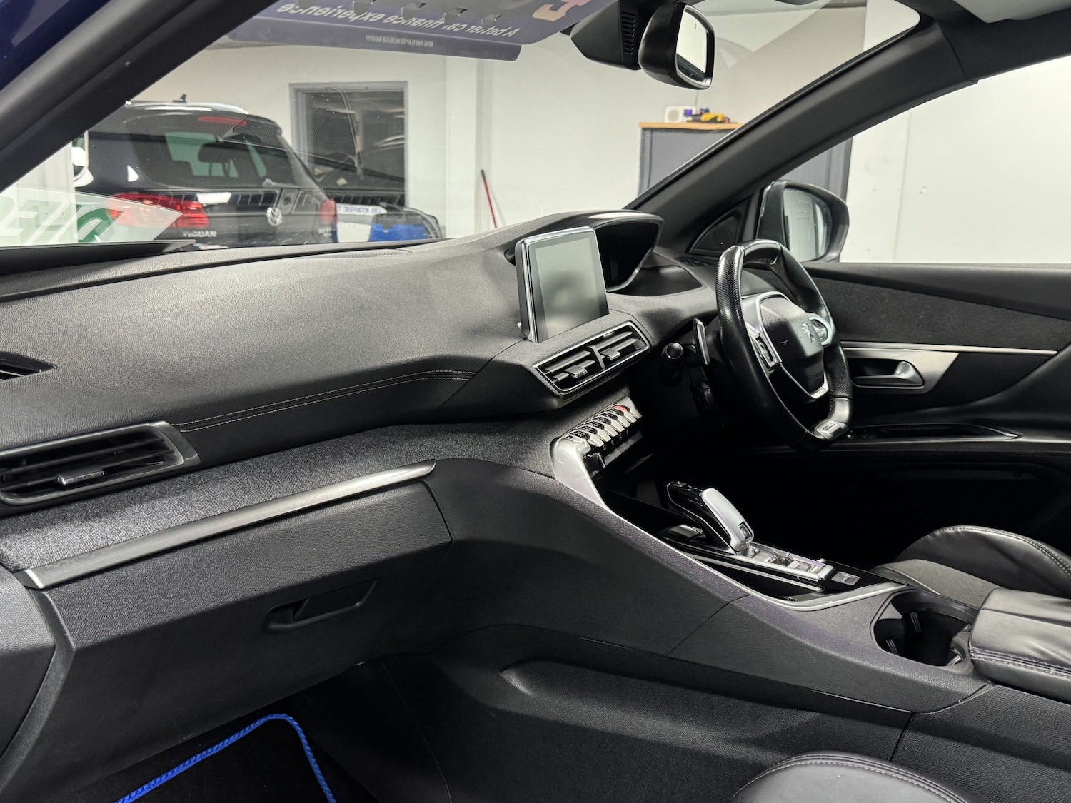 Used Peugeot 3008 2017 for sale - 77201179: Photo 9