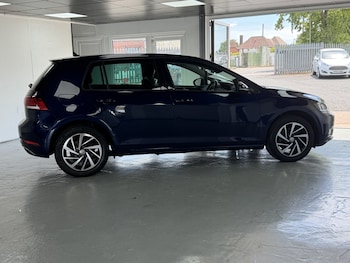 Used Volkswagen Golf 2019 for sale - 79115564: Photo