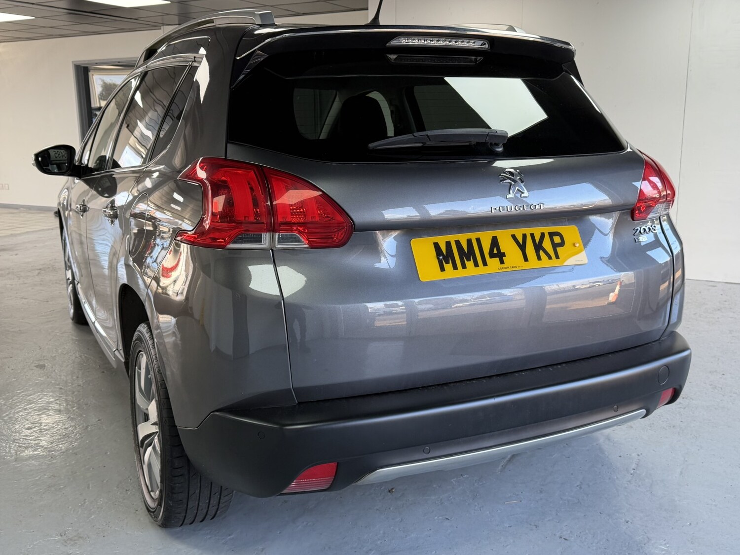 Used Peugeot 2008 2014 for sale - 77558530: Photo 17