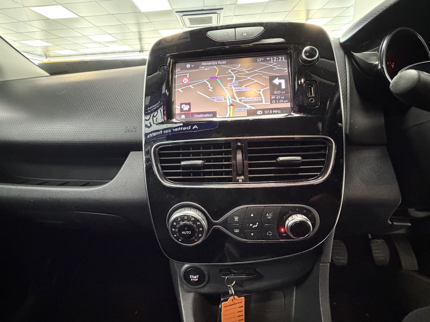 Used Renault Clio 2018 for sale - 77707174: Photo 7