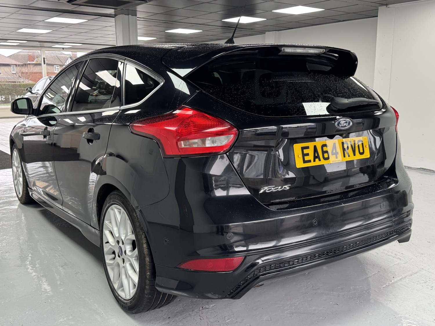 Used Ford Focus 2014 for sale - 76725619: Photo 2