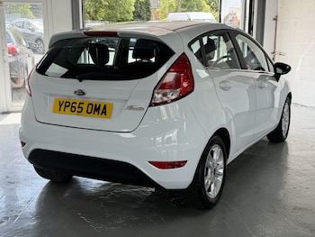 Used Ford Fiesta 2015 for sale - 79115528: Photo