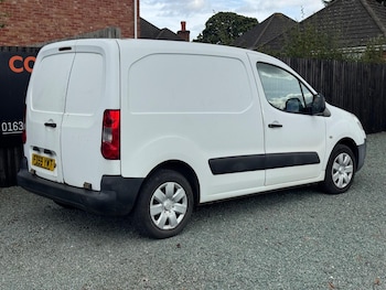 Used Citroen Berlingo 2010 for sale - 75975627: Photo