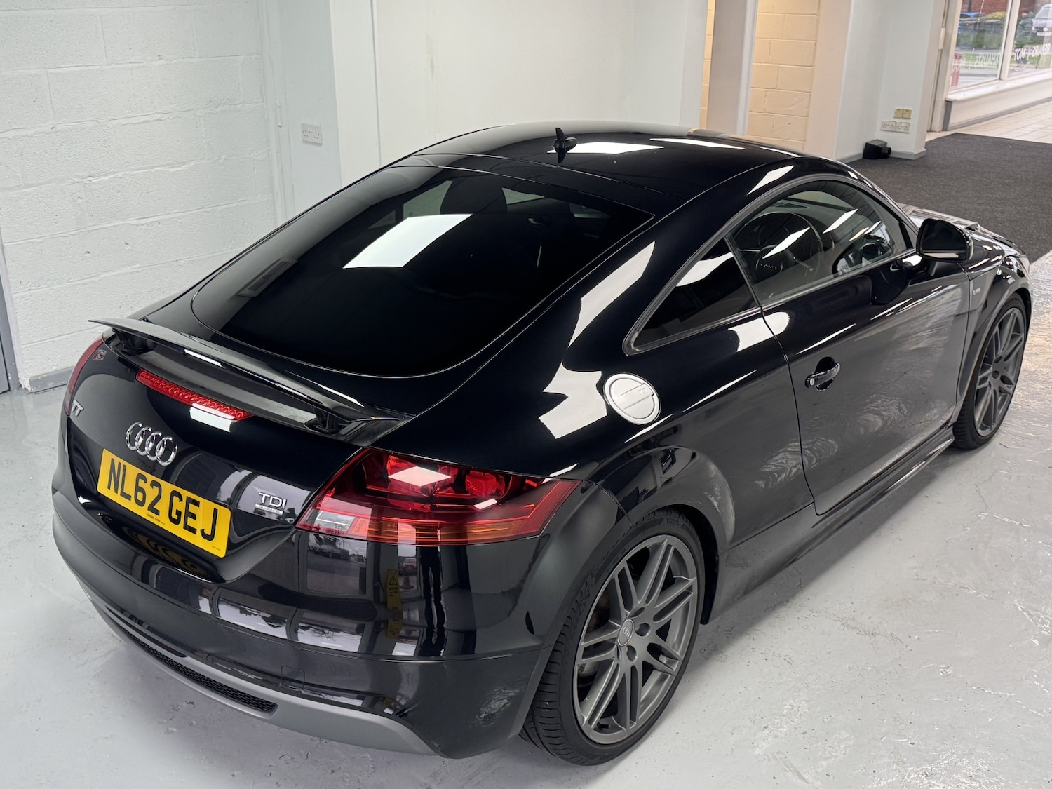 Used Audi TT 2012 for sale - 76974407: Photo 14