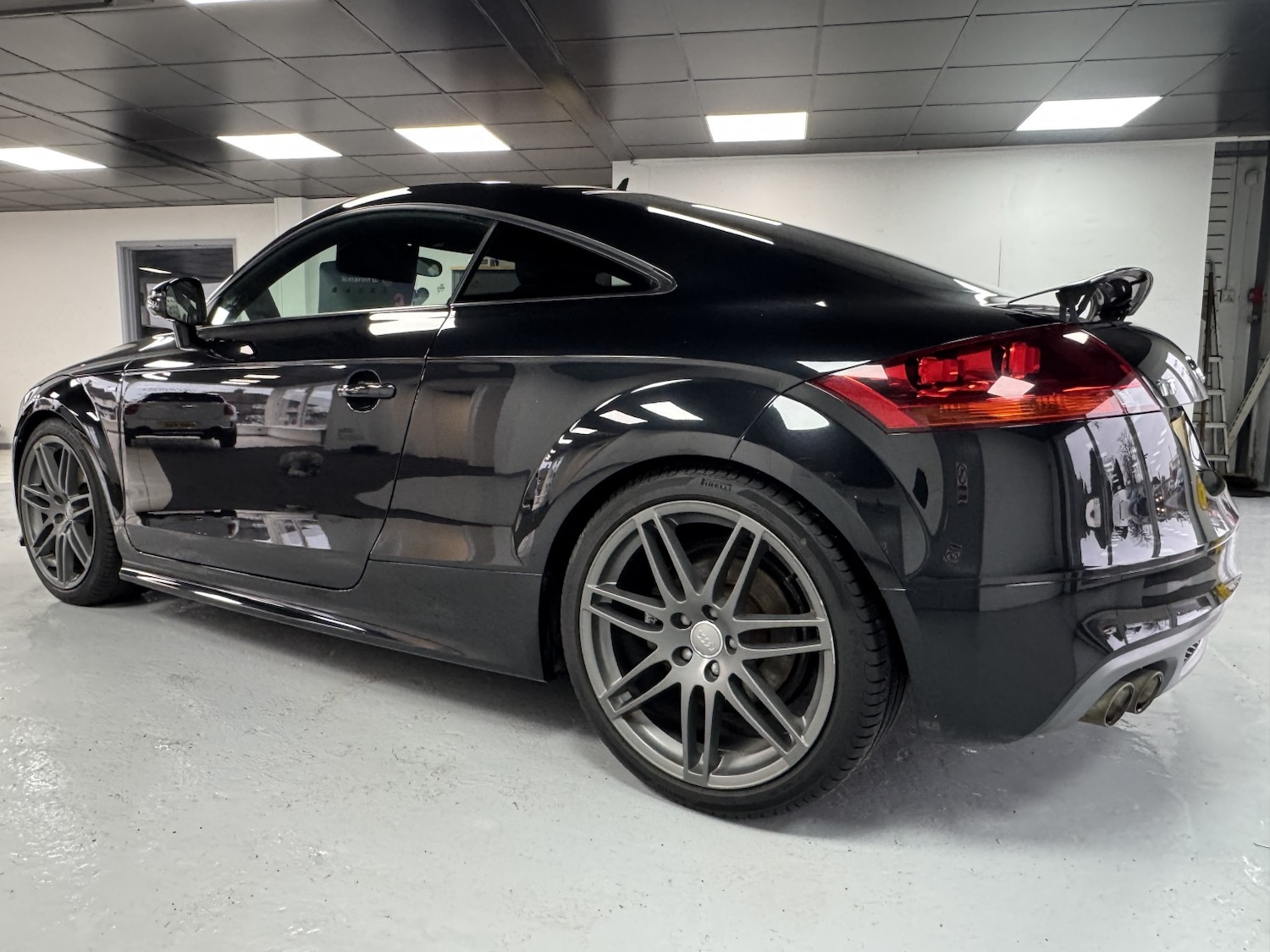 Used Audi TT 2012 for sale - 76974407: Photo 2