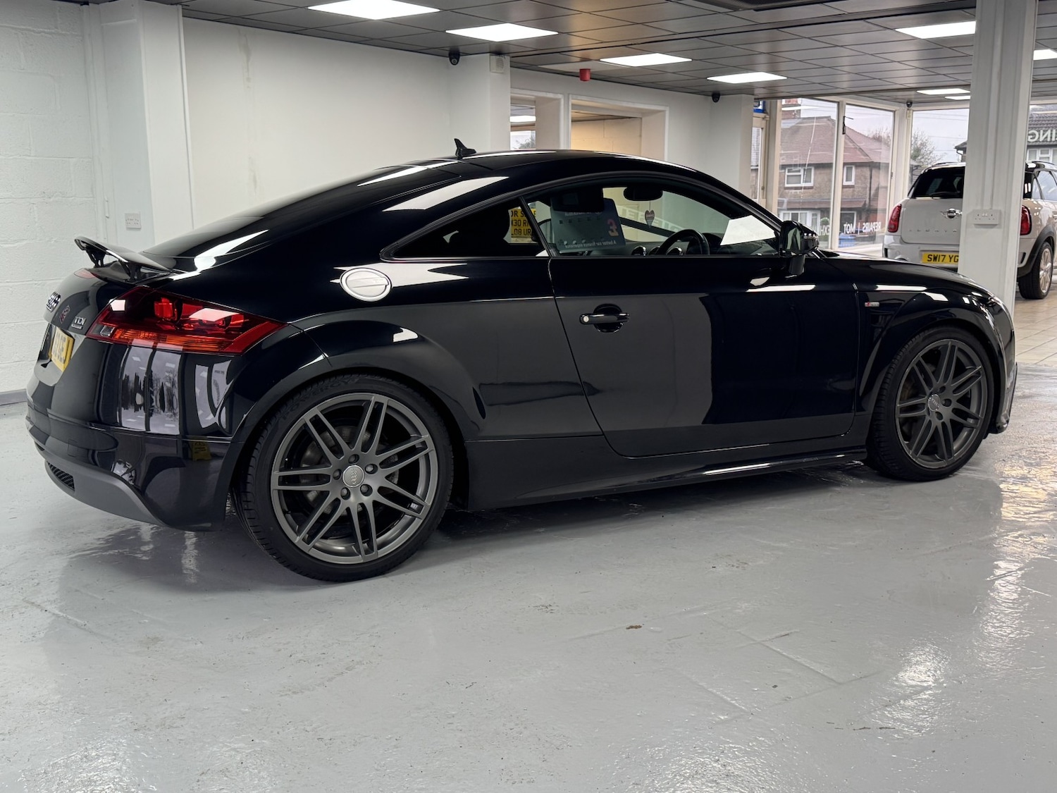 Used Audi TT 2012 for sale - 76974407: Photo 4