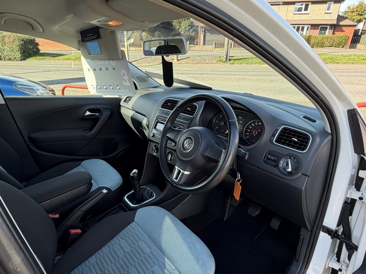 Used Volkswagen Polo 2012 for sale - 77938083: Photo 6