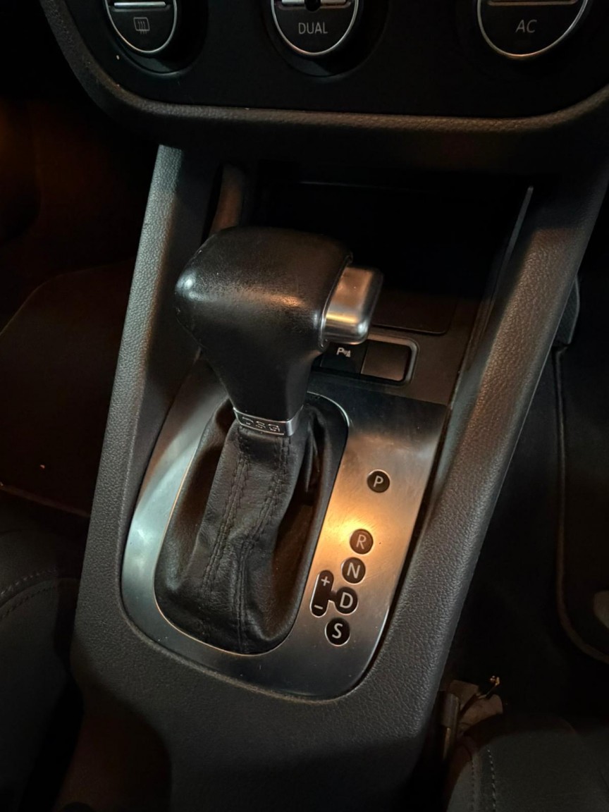 Used Volkswagen Golf 2009 for sale - 77014845: Photo 12