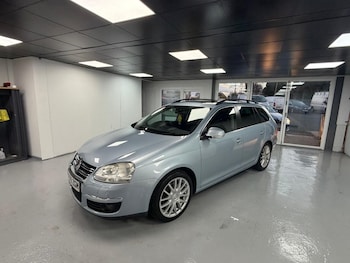 Used Volkswagen Golf 2009 for sale - 77014845: Photo