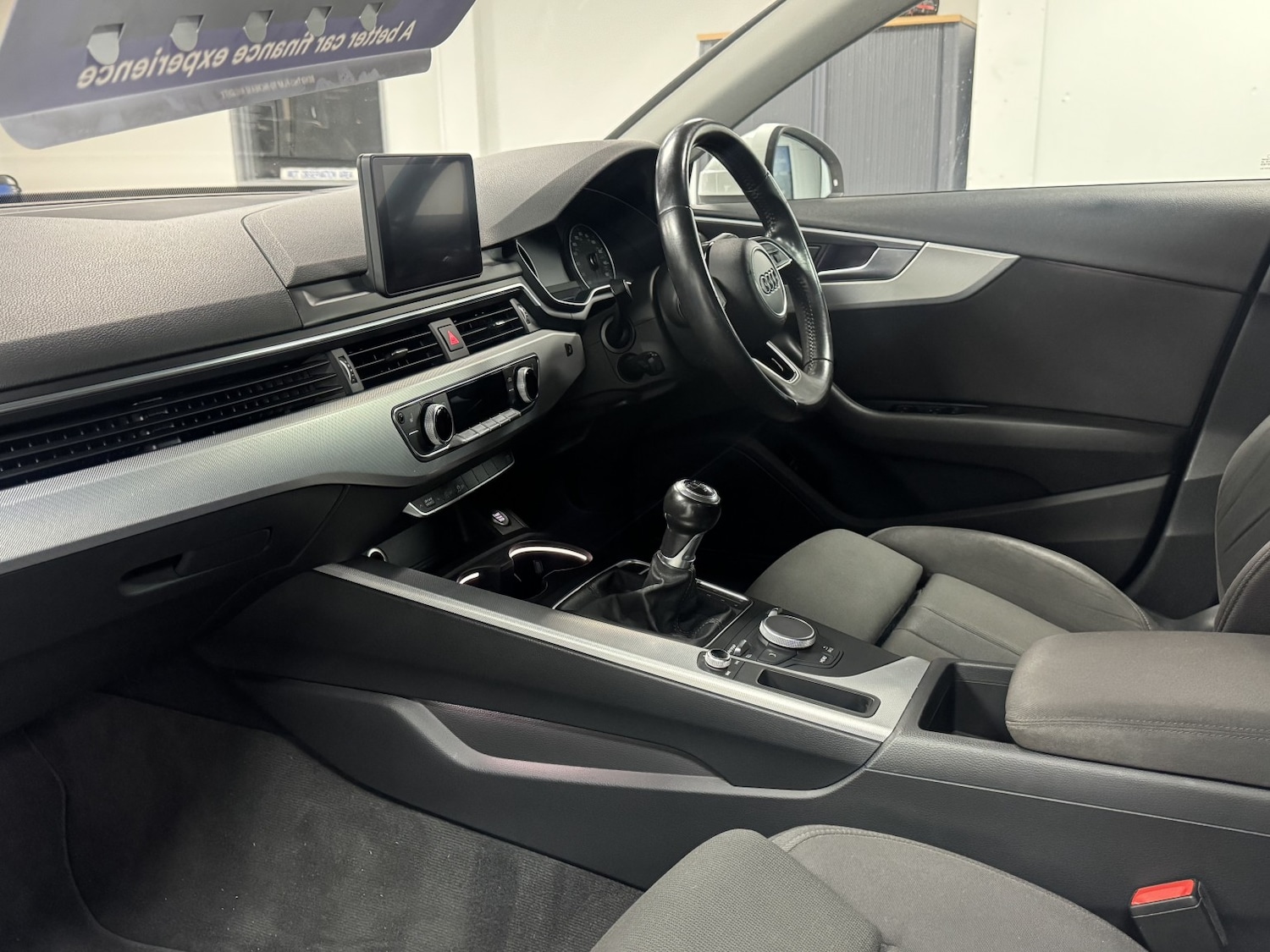 Used Audi A4 2016 for sale - 76751868: Photo 9