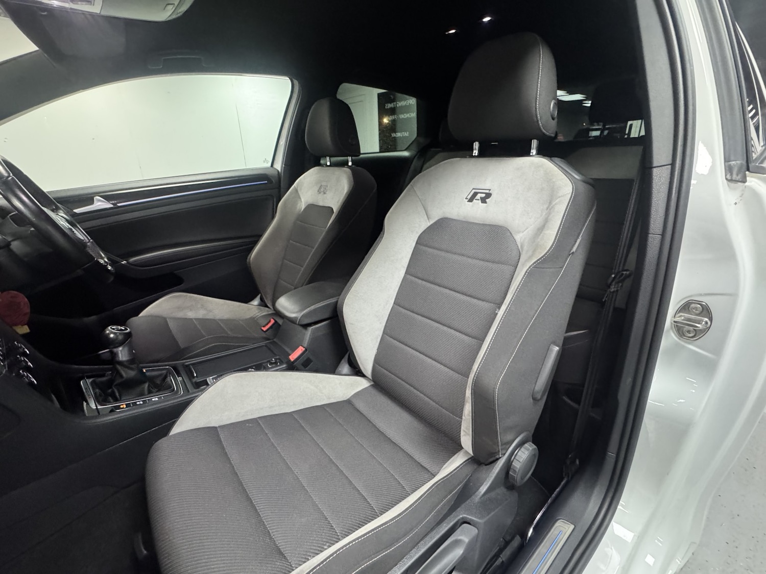 Used Volkswagen Golf 2016 for sale - 77237096: Photo 9