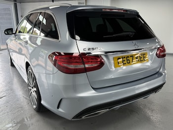 Used Mercedes-Benz C Class 2017 for sale - 78889049: Photo