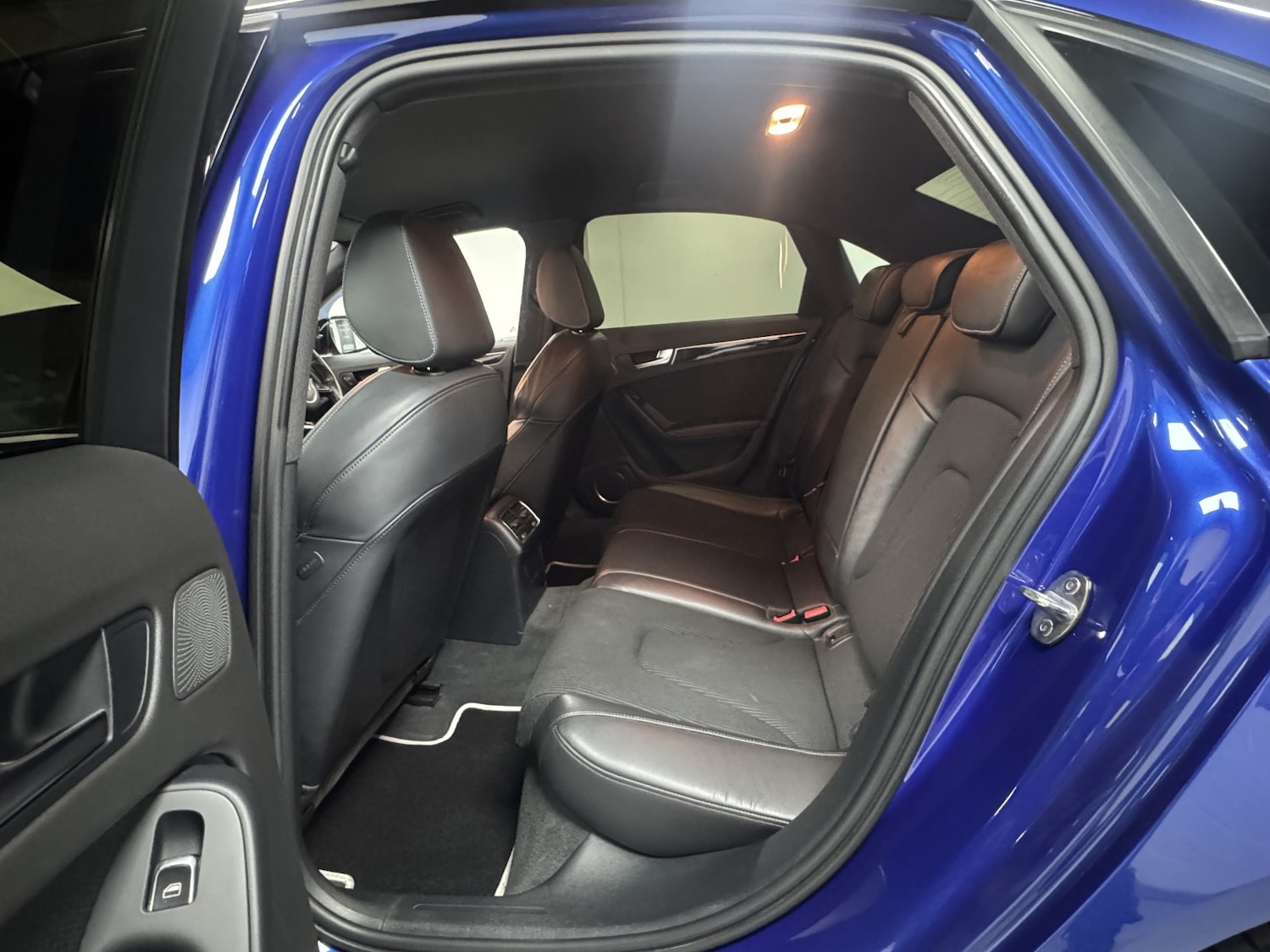 Used Audi A4 2015 for sale - 76666111: Photo 15