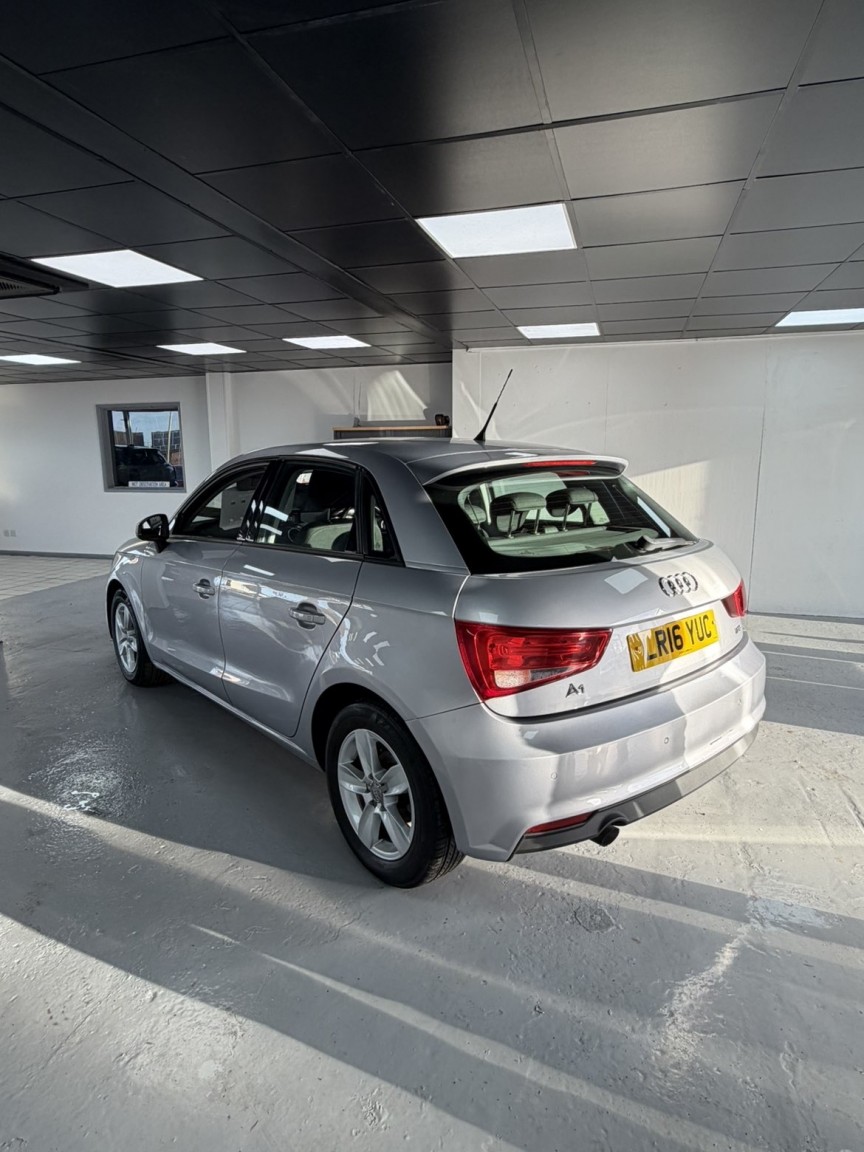 Used Audi A1 2016 for sale - 76931439: Photo 10