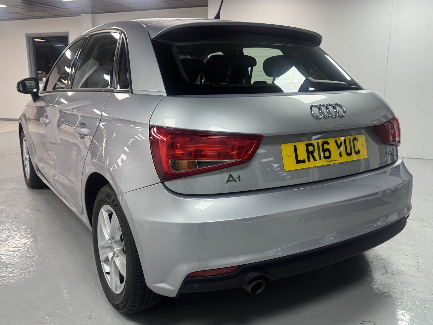 Used Audi A1 2016 for sale - 76931439: Photo 15