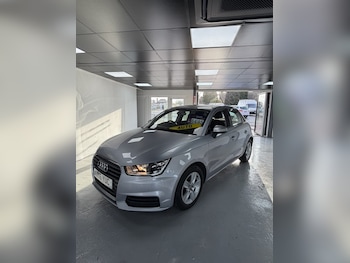 2016 - 1.0 TFSI SE 5-Door