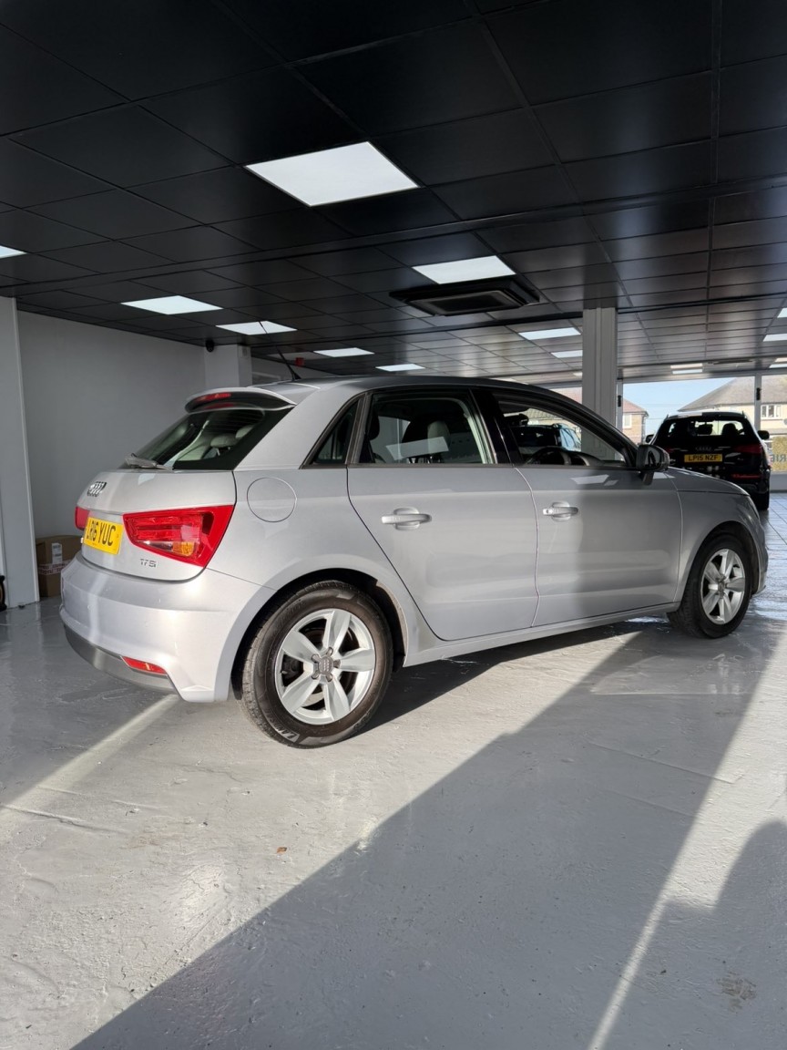 Used Audi A1 2016 for sale - 76931439: Photo 3