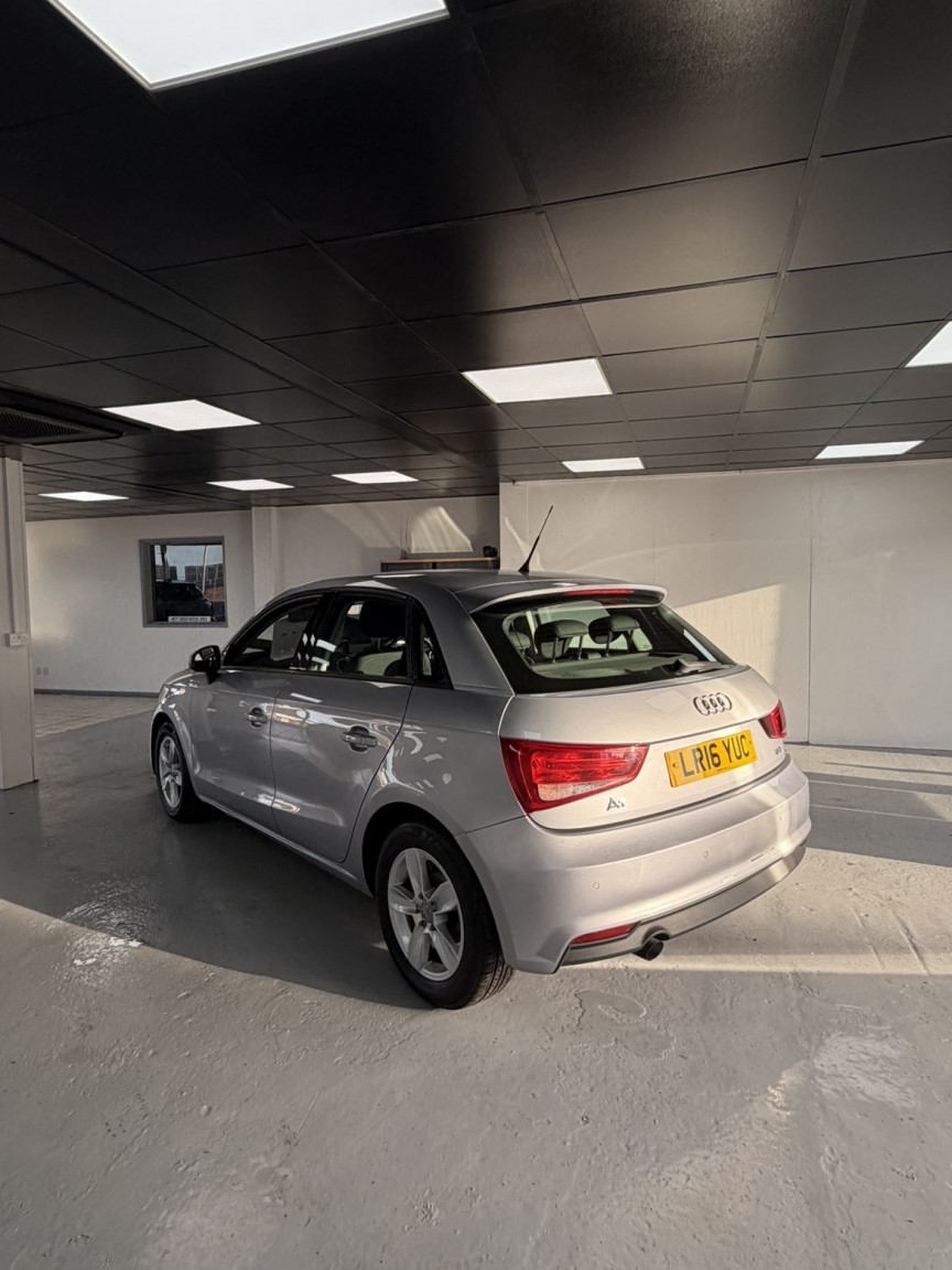 Used Audi A1 2016 for sale - 76931439: Photo 8