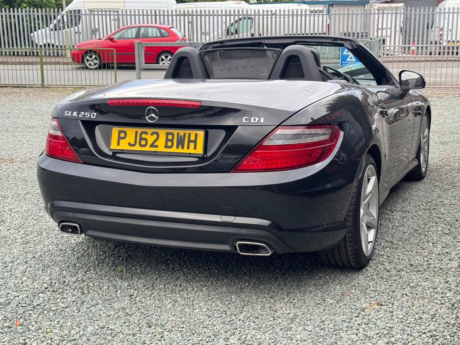 Used Mercedes-Benz SLK 2012 for sale - 76793637: Photo 17