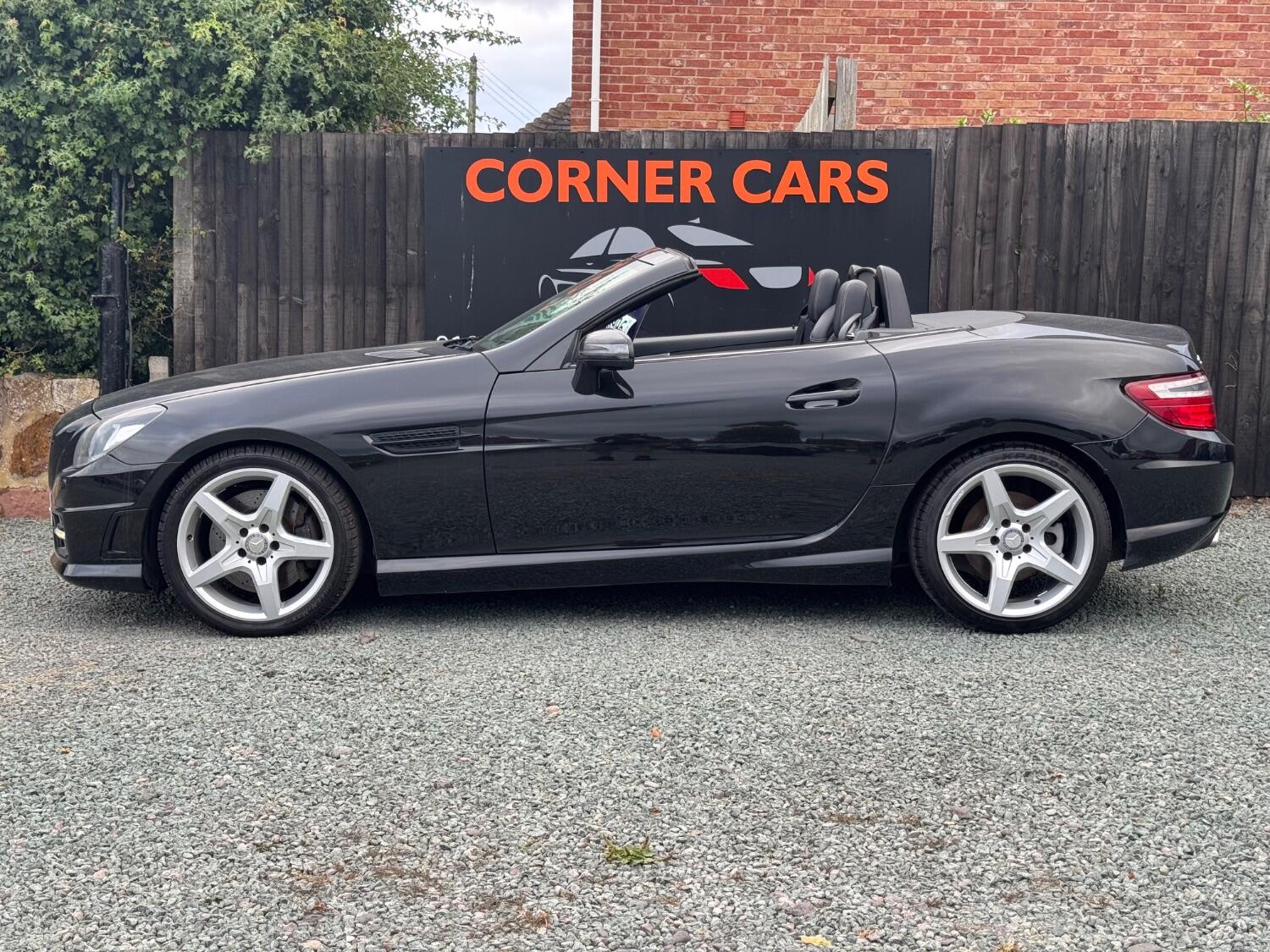 Used Mercedes-Benz SLK 2012 for sale - 76793637: Photo 8