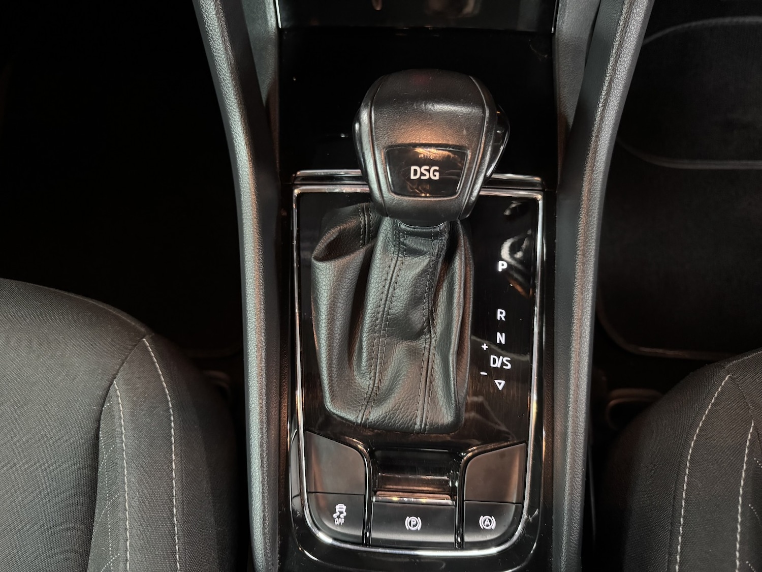 Used Skoda Karoq 2018 for sale - 77314011: Photo 19