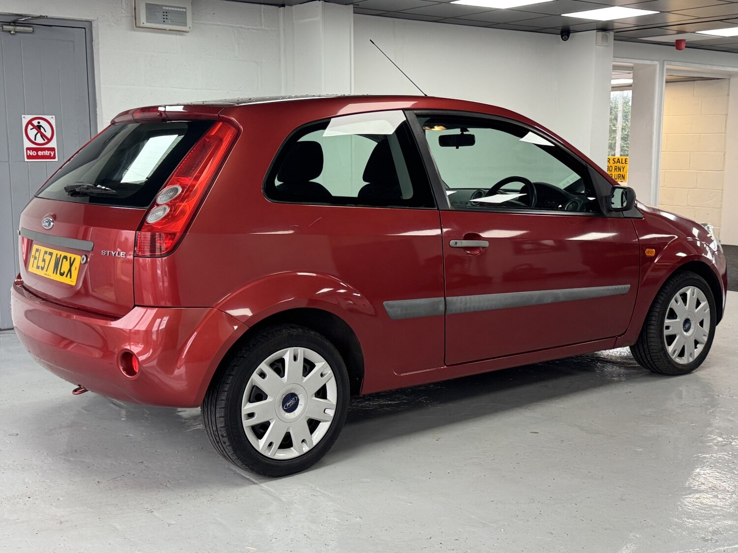 Used Ford Fiesta 2007 for sale - 77558573: Photo 6