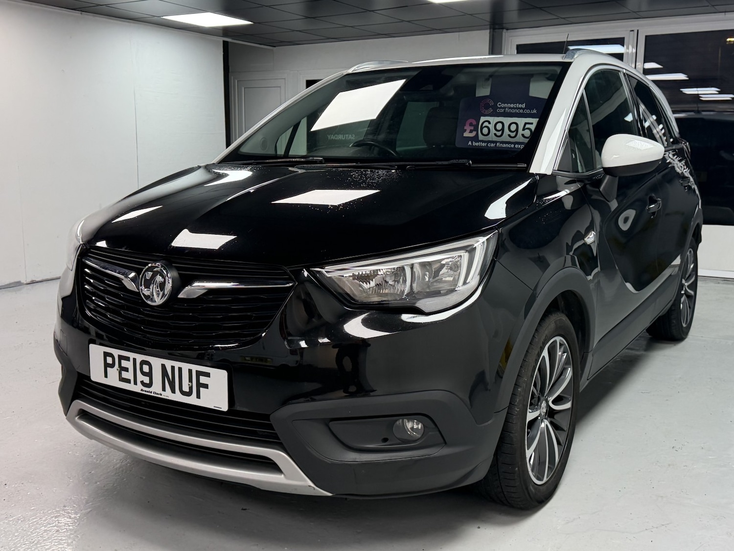 Used Vauxhall Crossland X 2019 for sale - 77694346: Photo 1