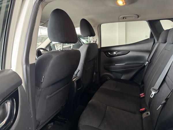 Used Nissan Qashqai 2015 for sale - 75385914: Photo 12