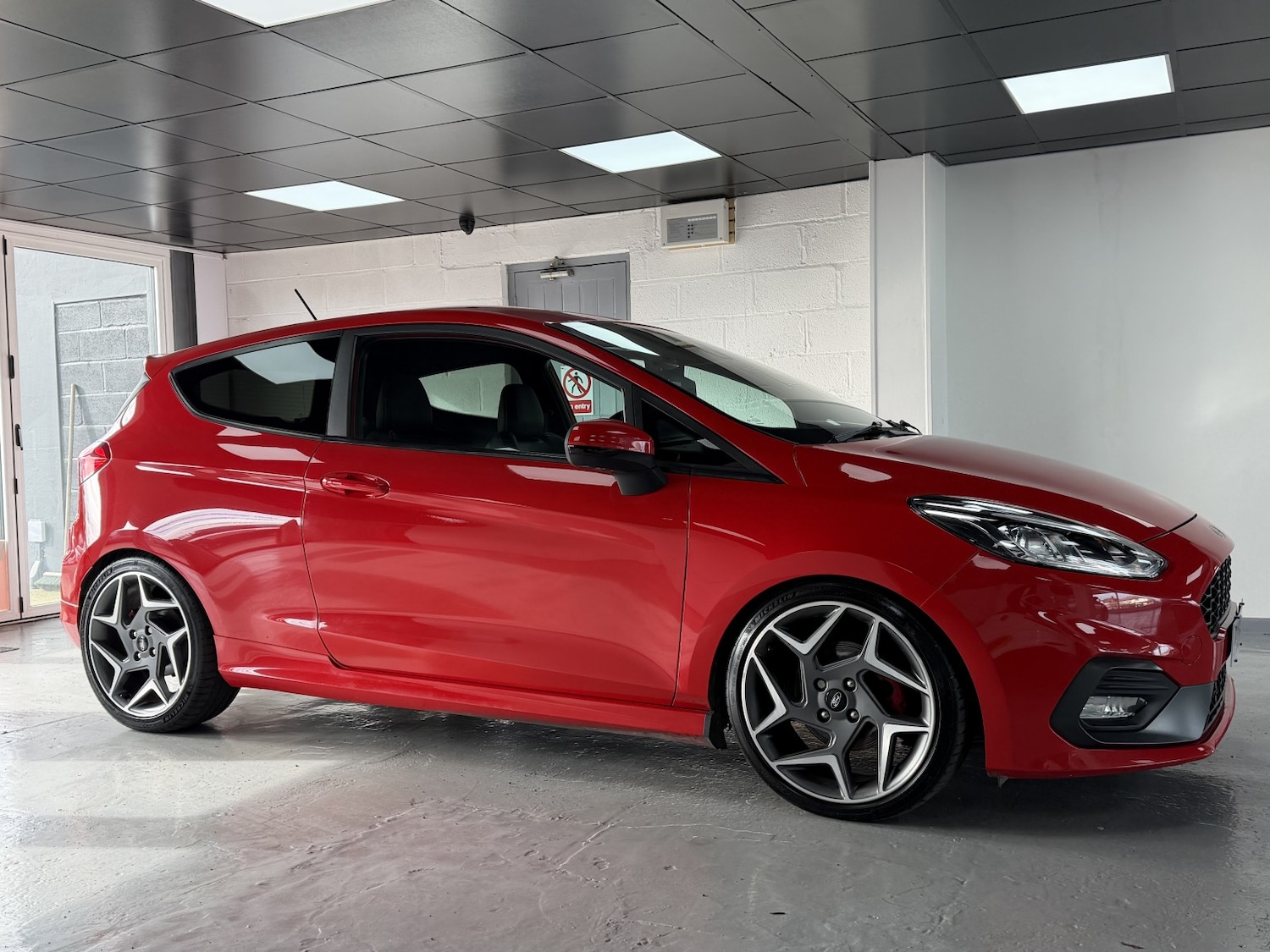 Used Ford Fiesta 2018 for sale - 77558629: Photo 17