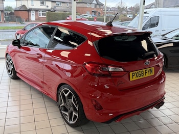 Used Ford Fiesta 2018 for sale - 77558629: Photo