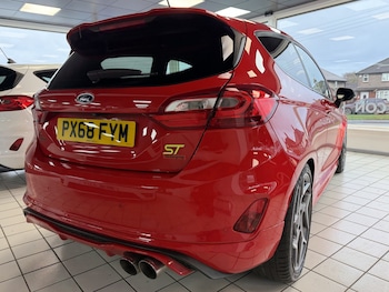 Used Ford Fiesta 2018 for sale - 77558629: Photo