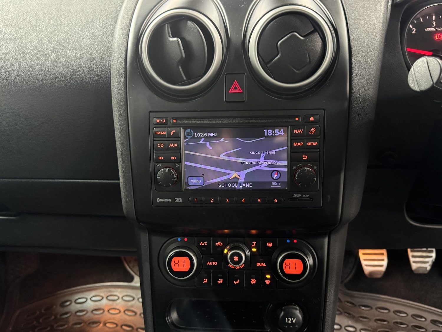 Used Nissan Qashqai 2010 for sale - 76347227: Photo 12