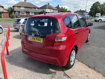 Used Honda Jazz 2014 for sale - 78683395: Photo