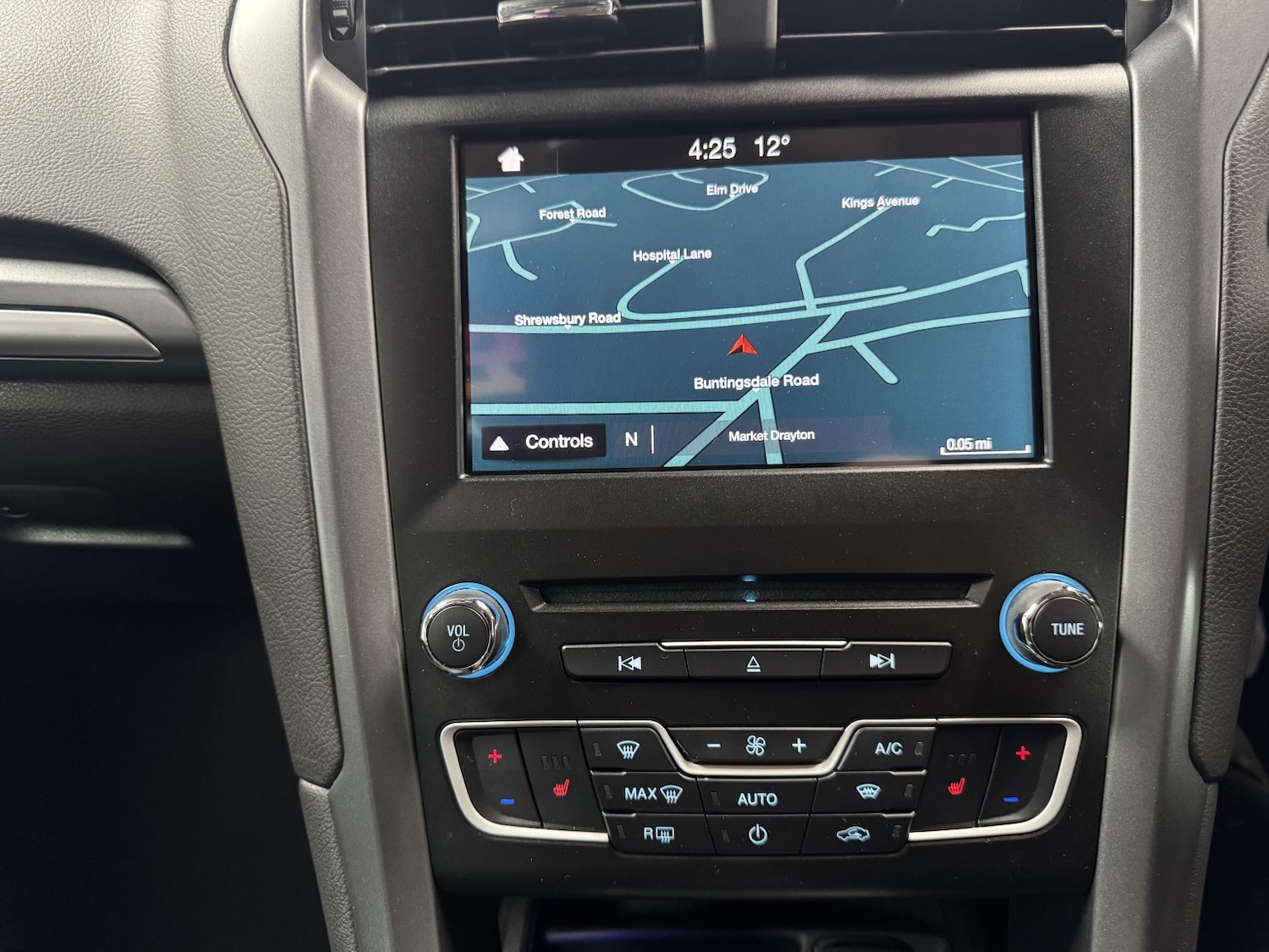 Used Ford Mondeo 2019 for sale - 76793635: Photo 11