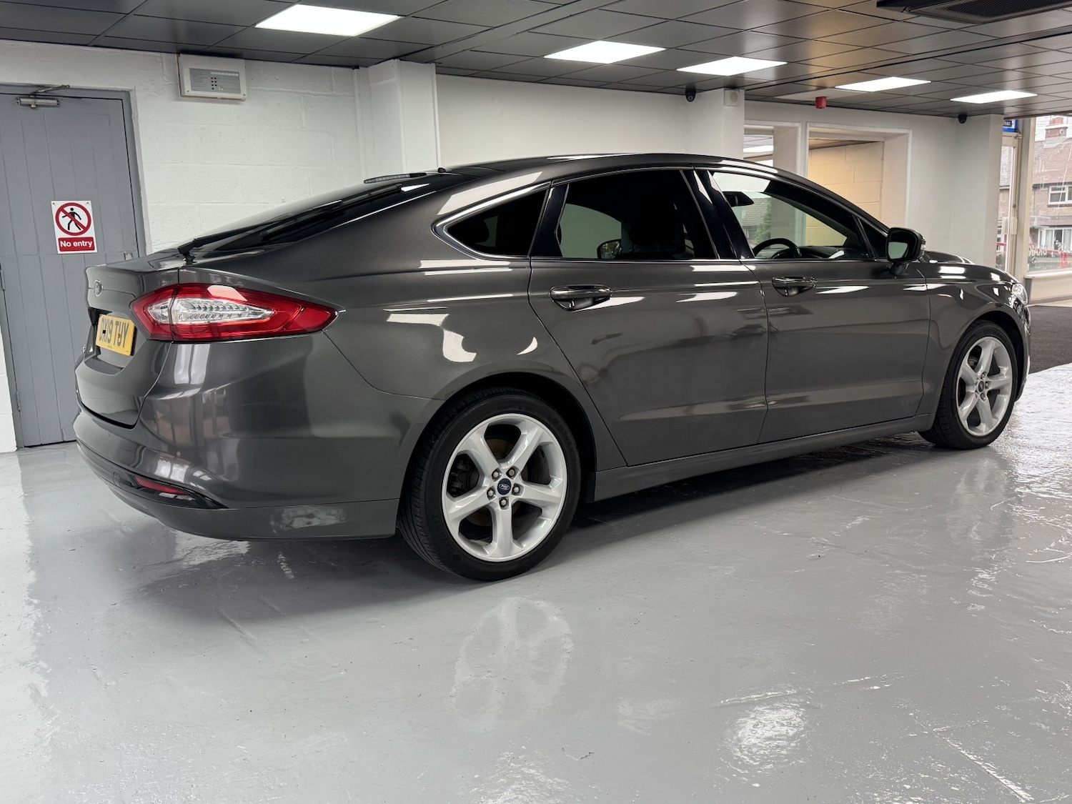 Used Ford Mondeo 2019 for sale - 76793635: Photo 14