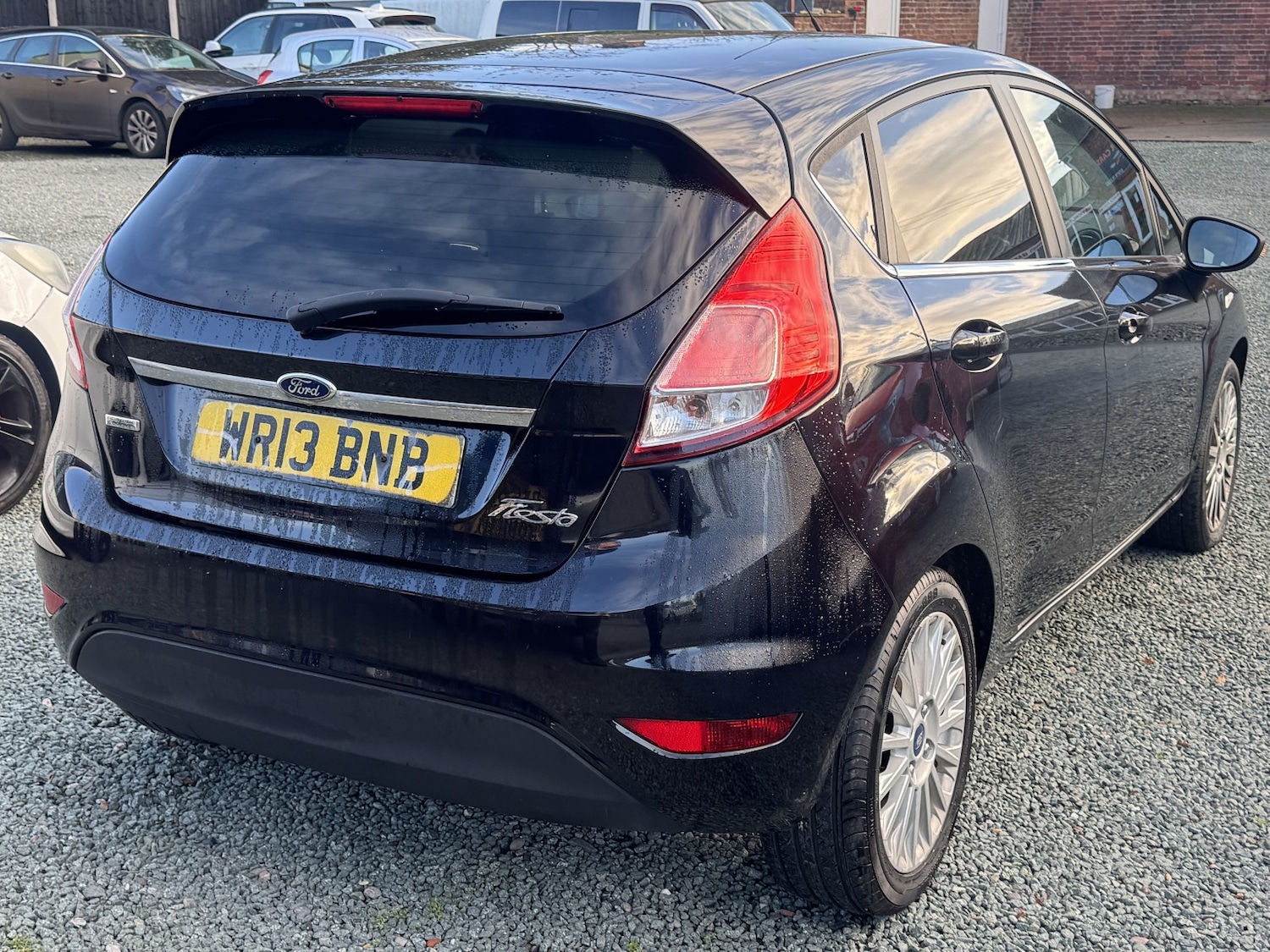 Used Ford Fiesta 2013 for sale - 76799187: Photo 4