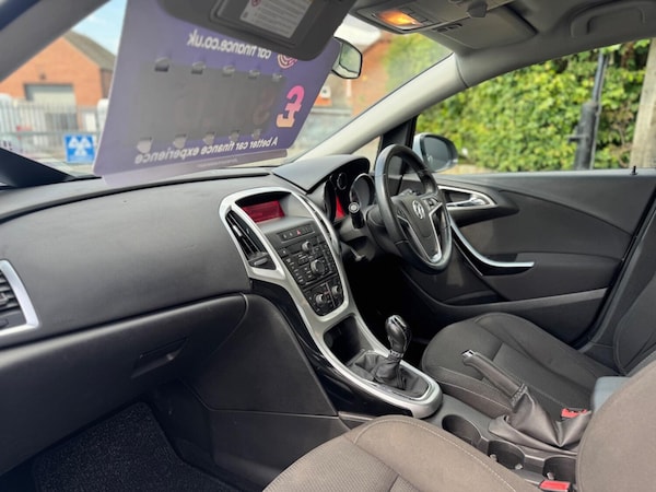 Used Vauxhall Astra 2014 for sale - 75539057: Photo 10