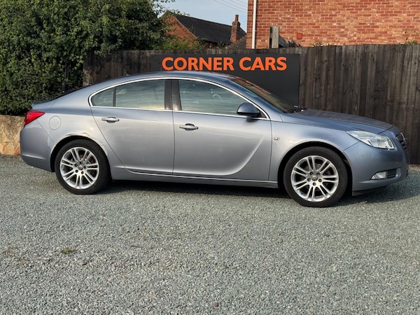 Used Vauxhall Insignia 2010 for sale - 75413067: Photo 4