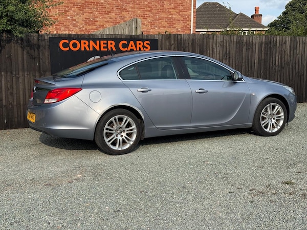 Used Vauxhall Insignia 2010 for sale - 75413067: Photo 6