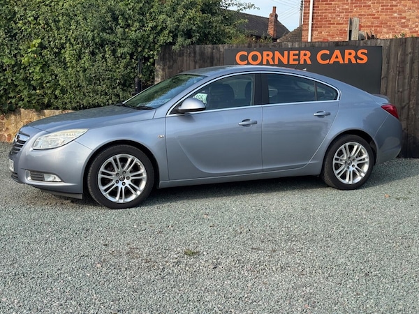 Used Vauxhall Insignia 2010 for sale - 75413067: Photo 8