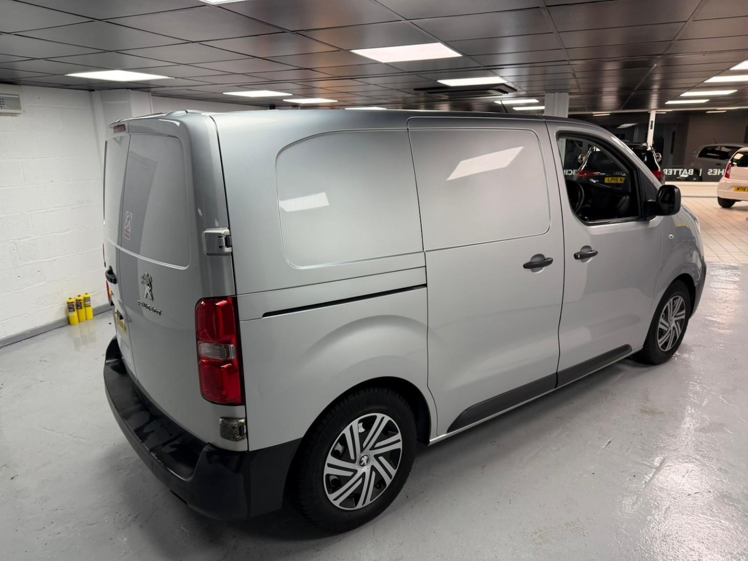 Used Peugeot Expert 2017 for sale - 76974416: Photo 3