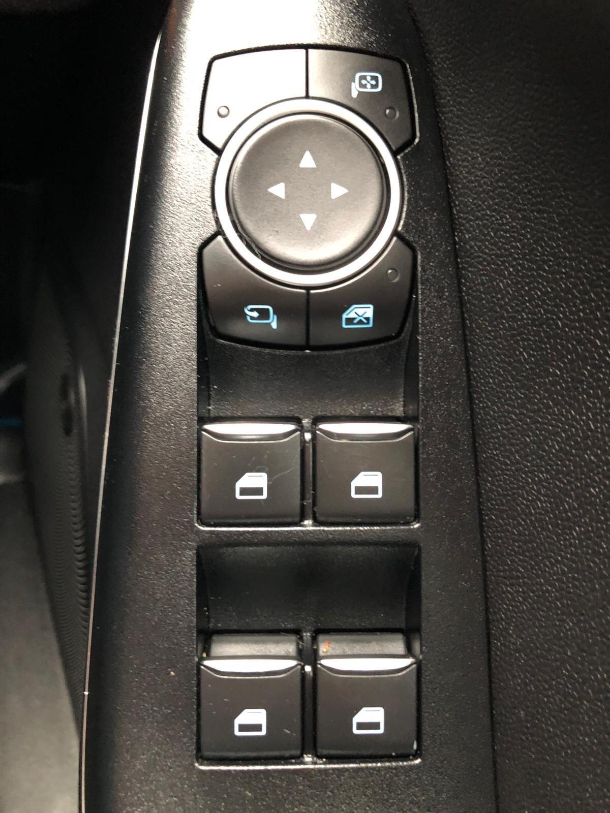 Used Ford Fiesta 2018 for sale - 77723885: Photo 18